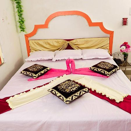 Jayanti Hotel Tarapith Esterno foto
