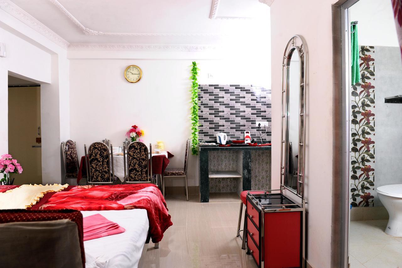 Jayanti Hotel Tarapith Esterno foto